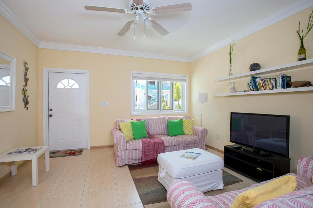 Sir Charles Guest House Palmetto Point Ngoại thất bức ảnh