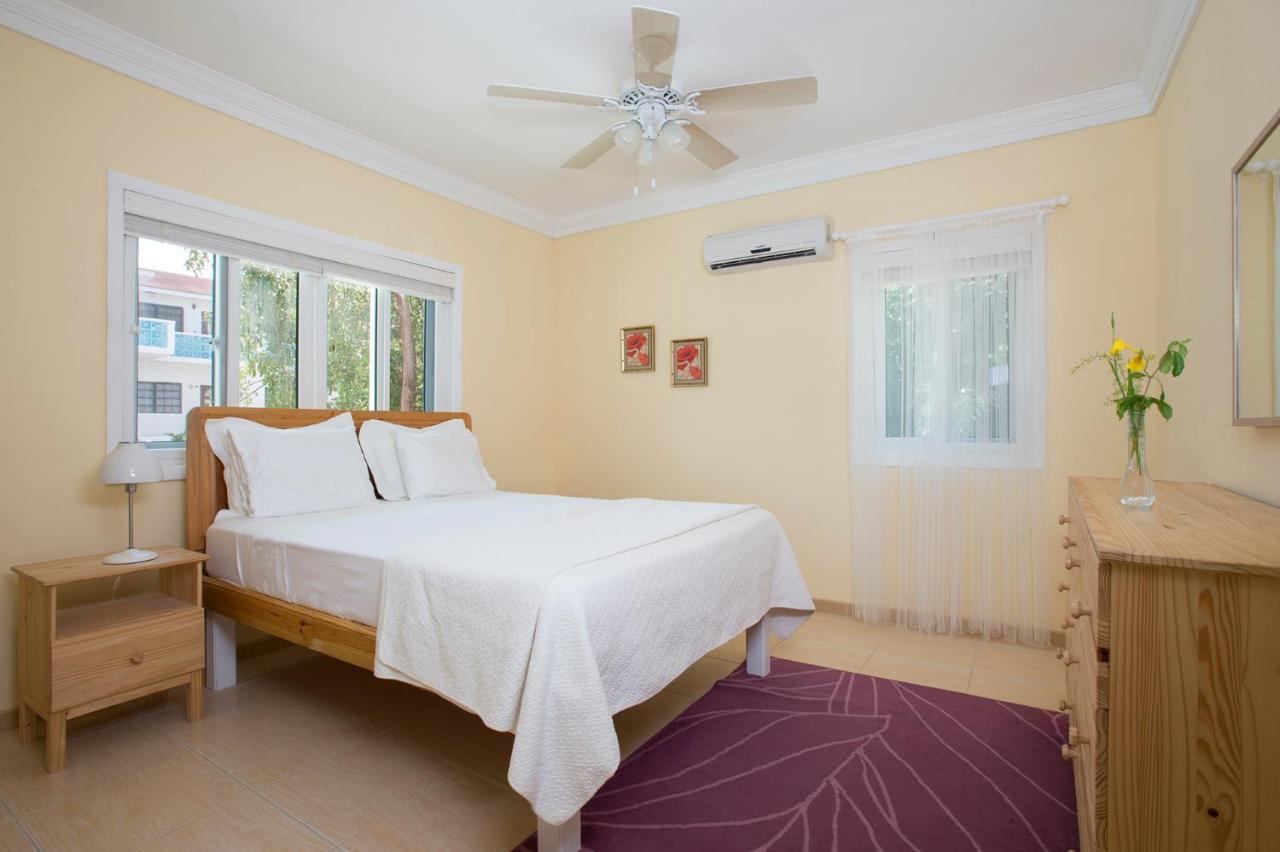 Sir Charles Guest House Palmetto Point Ngoại thất bức ảnh