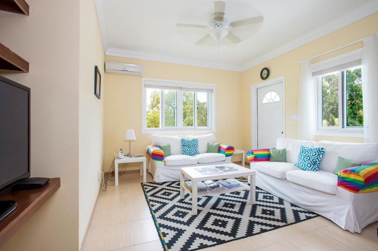 Sir Charles Guest House Palmetto Point Ngoại thất bức ảnh