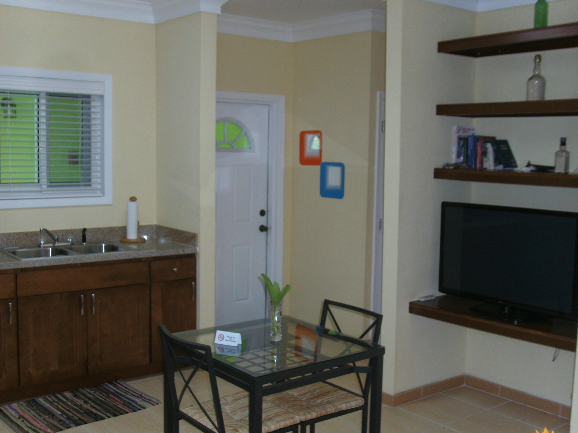 Sir Charles Guest House Palmetto Point Ngoại thất bức ảnh